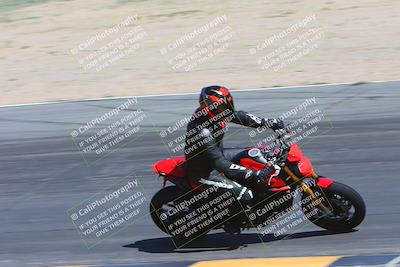 media/Mar-25-2024-Moto Forza (Mon) [[8d4319bd68]]/4-Novice Group/Session 4 (Turn 10 Inside)/